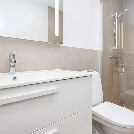 Beachfront Bliss In Kegnaes - By Traum 펜션 *